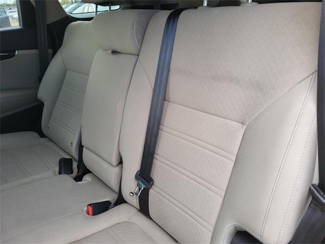 used 2019 Kia Sorento car, priced at $15,291