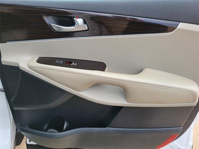 used 2019 Kia Sorento car, priced at $15,291