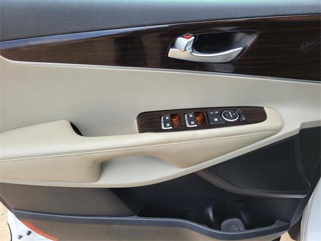 used 2019 Kia Sorento car, priced at $15,291