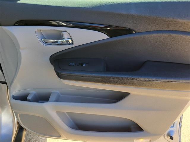 used 2017 Honda Pilot car, priced at $19,491