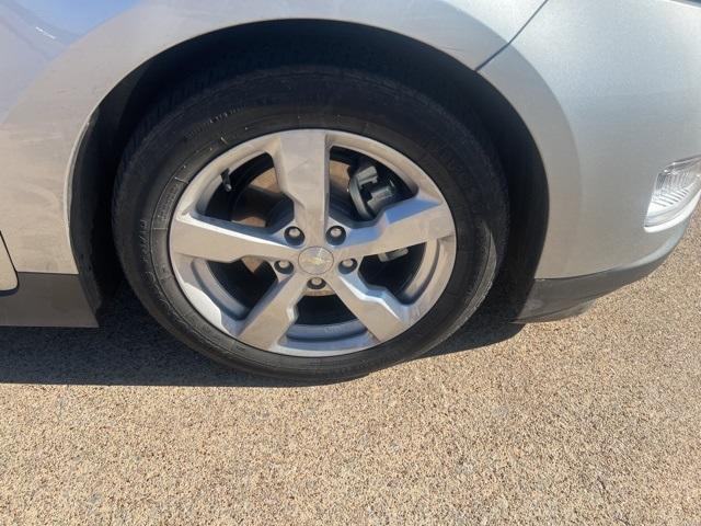 used 2012 Chevrolet Volt car, priced at $5,891