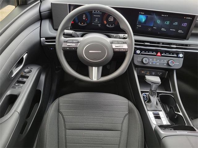 new 2025 Hyundai SANTA CRUZ car, priced at $28,620