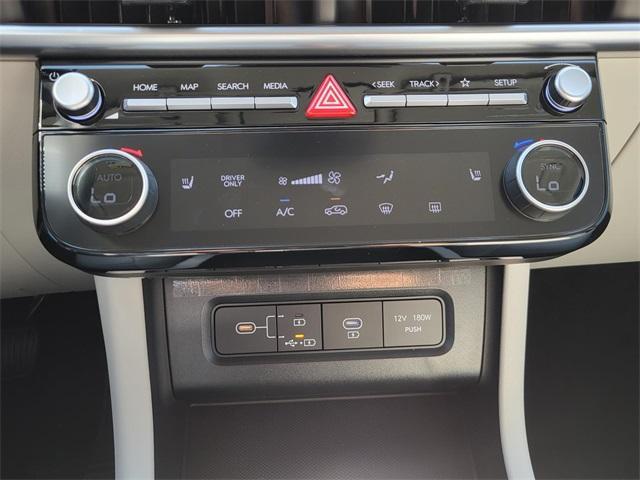 new 2025 Hyundai TUCSON Hybrid car, priced at $29,241