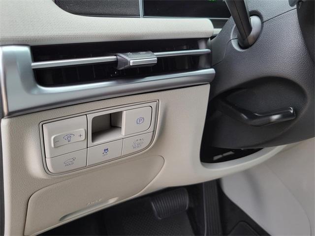 new 2025 Hyundai TUCSON Hybrid car, priced at $34,810