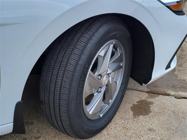 new 2025 Hyundai Elantra car, priced at $20,760
