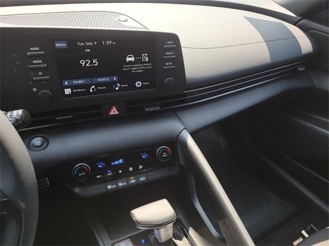 new 2025 Hyundai Elantra car, priced at $21,991