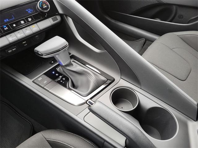 new 2025 Hyundai Elantra car, priced at $21,991