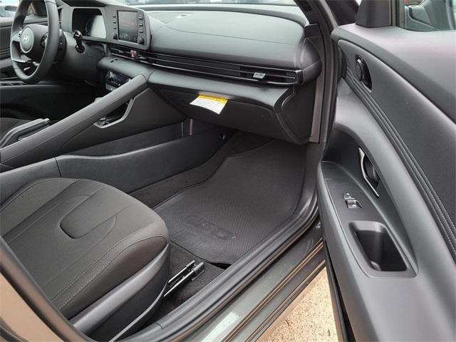new 2025 Hyundai Elantra car, priced at $21,991