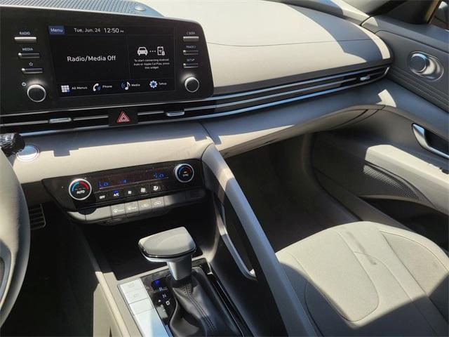 new 2025 Hyundai Elantra car, priced at $19,991