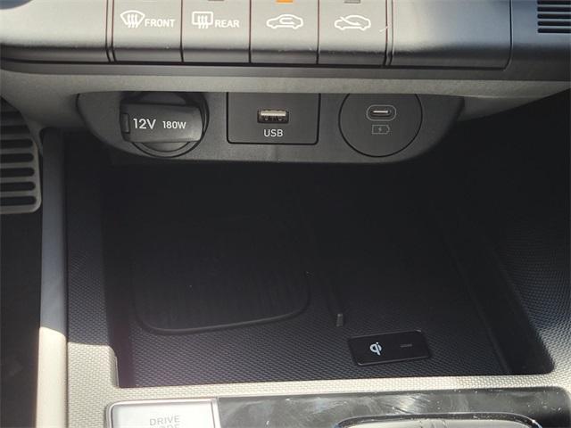 new 2025 Hyundai Elantra car, priced at $19,991