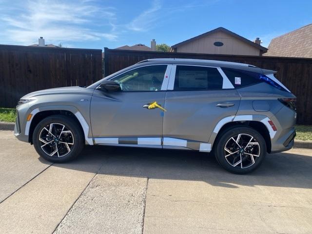 new 2025 Hyundai Tucson Hybrid car, priced at $37,650