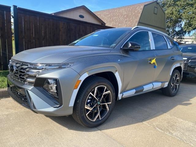 new 2025 Hyundai Tucson Hybrid car, priced at $36,900