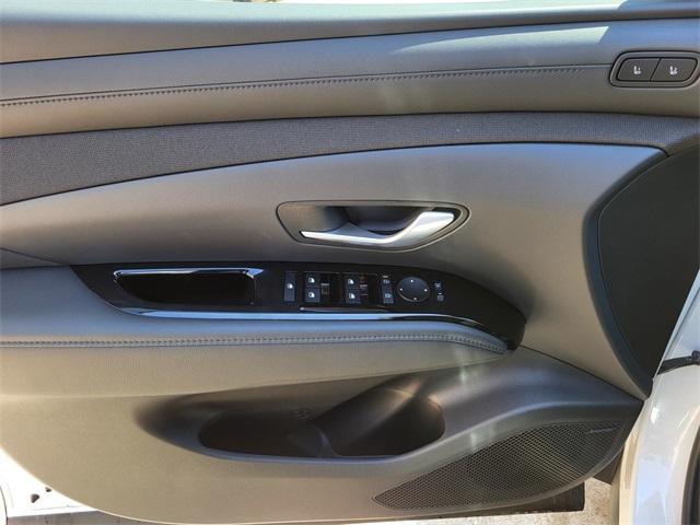 new 2025 Hyundai TUCSON Hybrid car, priced at $37,891