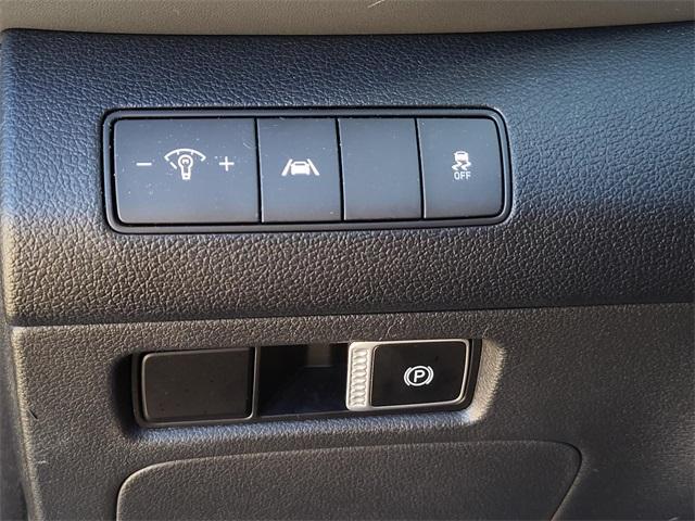 used 2021 Hyundai Santa Fe car, priced at $16,291