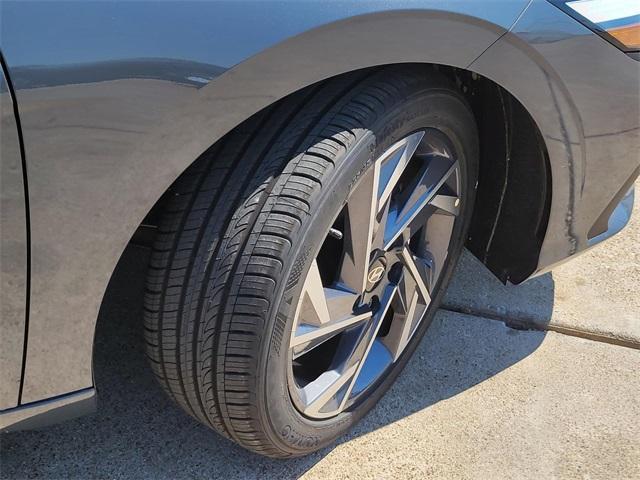 new 2025 Hyundai Elantra car, priced at $20,991