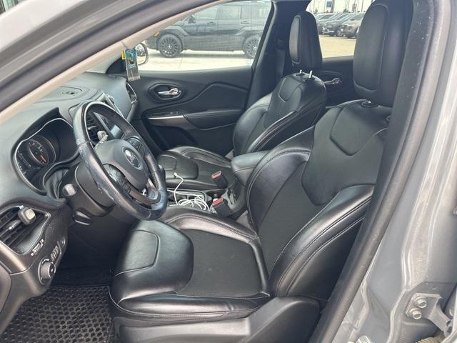 used 2020 Jeep Cherokee car, priced at $19,291