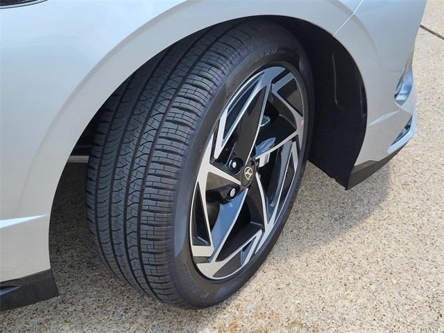 new 2025 Hyundai Sonata car, priced at $28,460