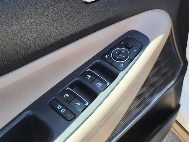 used 2020 Hyundai Santa Fe car, priced at $15,691