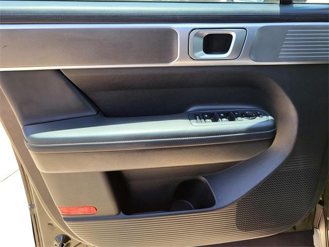 used 2025 Hyundai Santa Fe car, priced at $38,962