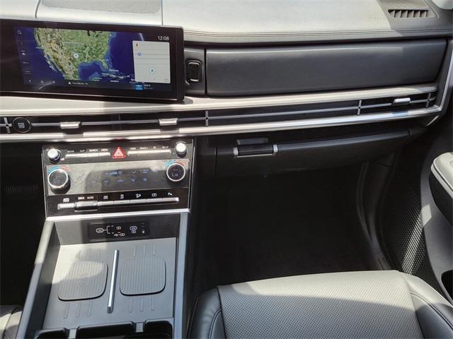 used 2025 Hyundai Santa Fe car, priced at $38,962