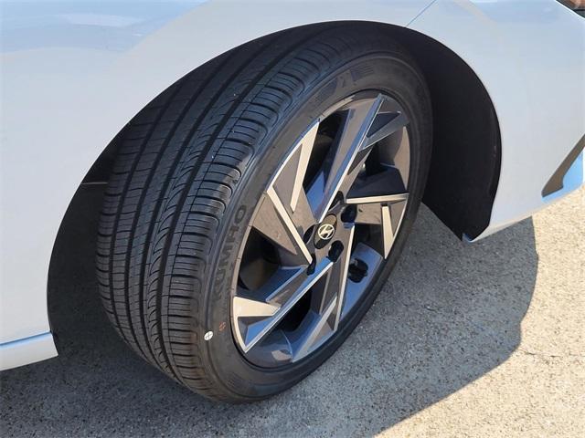 new 2025 Hyundai Elantra car, priced at $24,310
