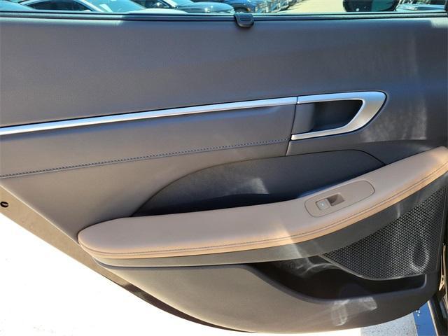 new 2025 Hyundai Sonata Hybrid car, priced at $34,760