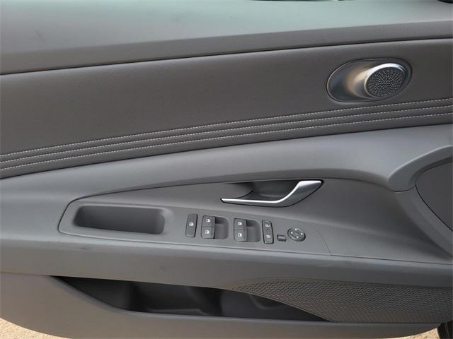 new 2025 Hyundai Elantra car, priced at $21,991