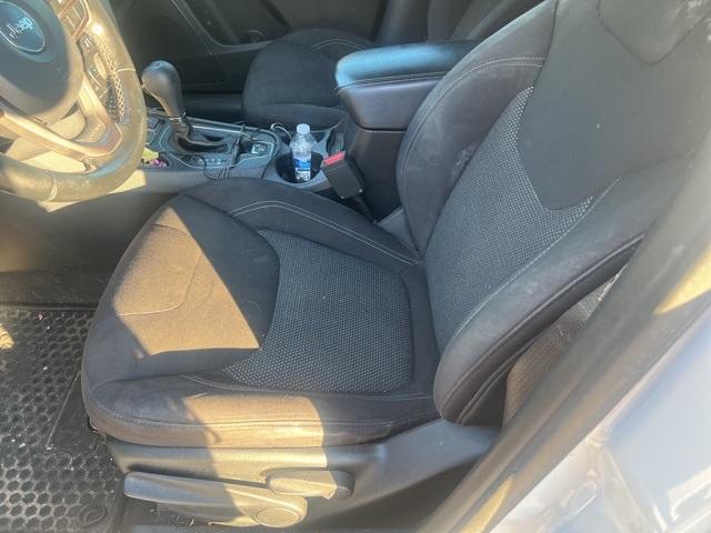 used 2020 Jeep Cherokee car, priced at $14,591