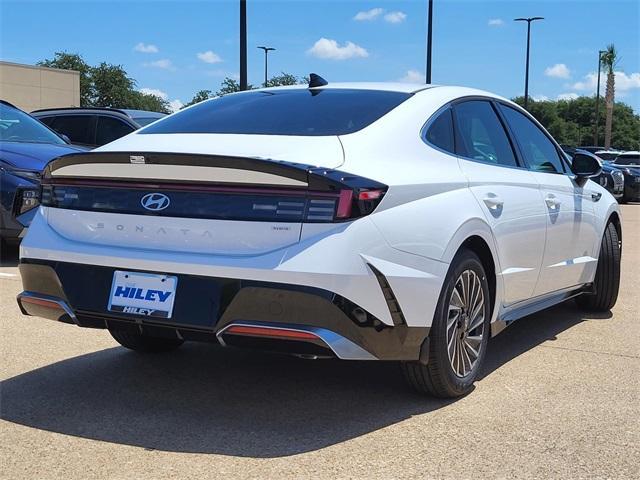 new 2025 Hyundai Sonata Hybrid car, priced at $28,880