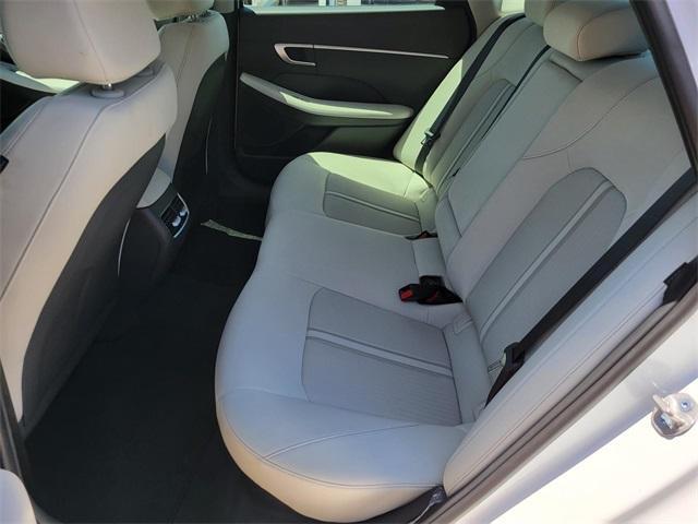 new 2025 Hyundai Sonata Hybrid car, priced at $28,880