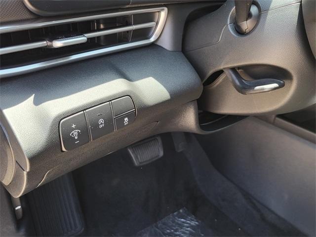 new 2025 Hyundai Elantra car, priced at $20,260