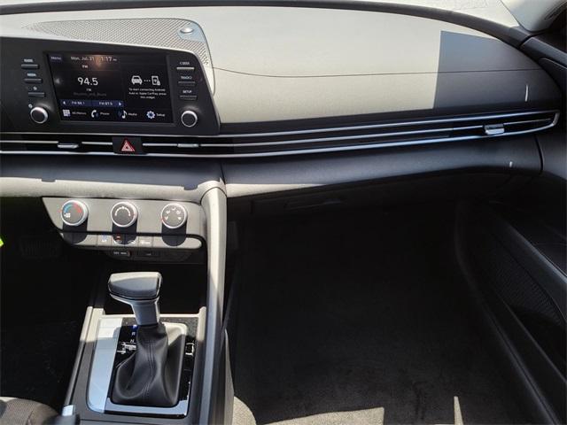 new 2025 Hyundai Elantra car, priced at $20,260