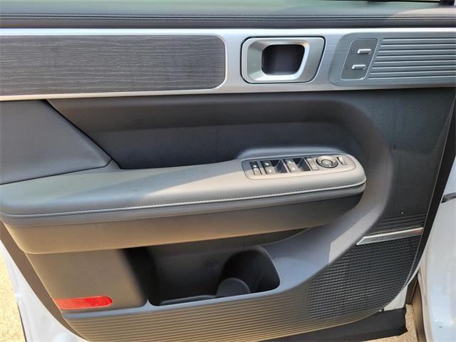 new 2025 Hyundai SANTA FE HEV car, priced at $43,245