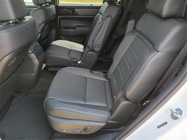 new 2026 Hyundai SANTA FE HEV car, priced at $48,104