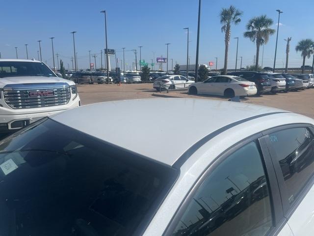 used 2021 Hyundai Elantra car, priced at $14,991