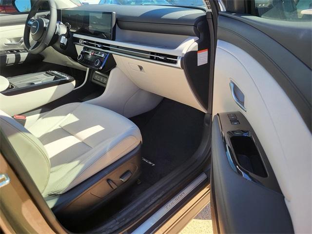 new 2026 Hyundai TUCSON Hybrid car, priced at $39,274