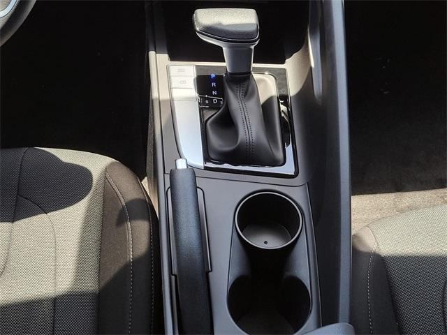 new 2025 Hyundai Elantra car, priced at $19,620