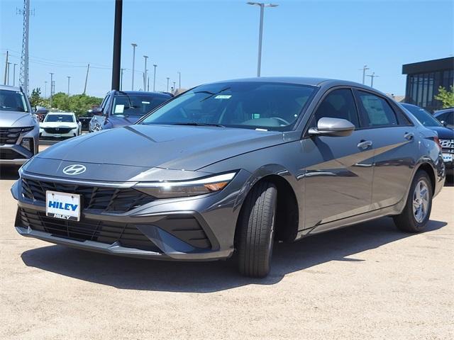 new 2025 Hyundai Elantra car, priced at $19,620