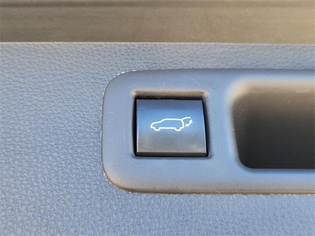 used 2020 Toyota Highlander car, priced at $26,391