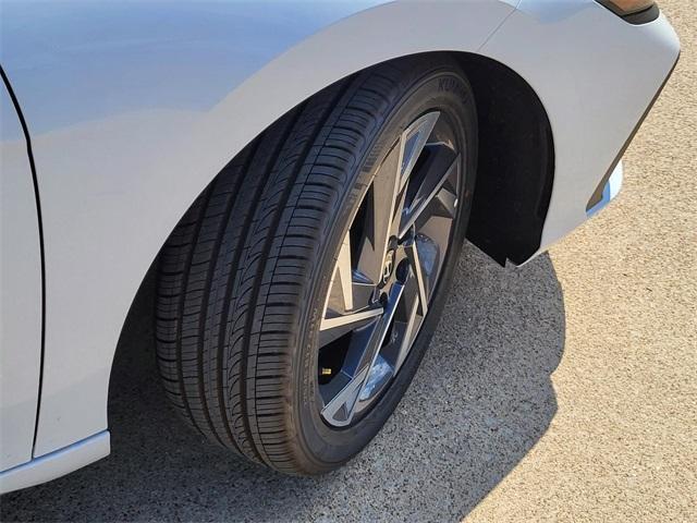 new 2025 Hyundai Elantra car, priced at $20,991