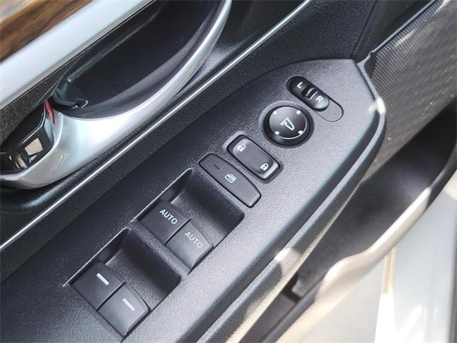 used 2020 Honda CR-V car, priced at $21,880