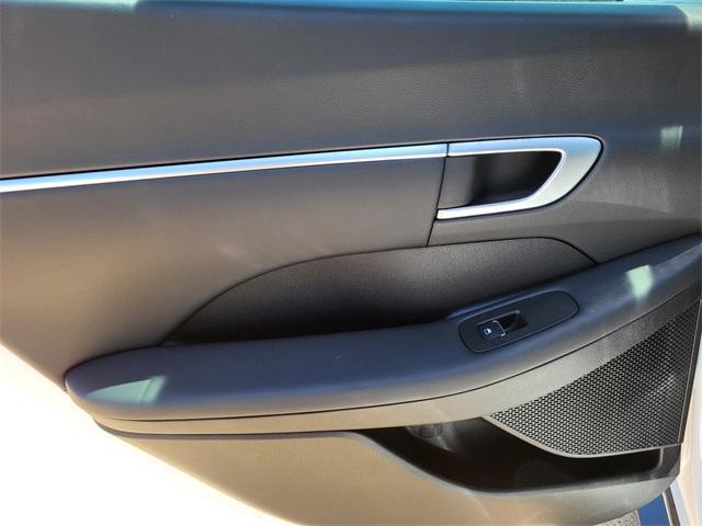 new 2025 Hyundai Sonata car, priced at $28,960