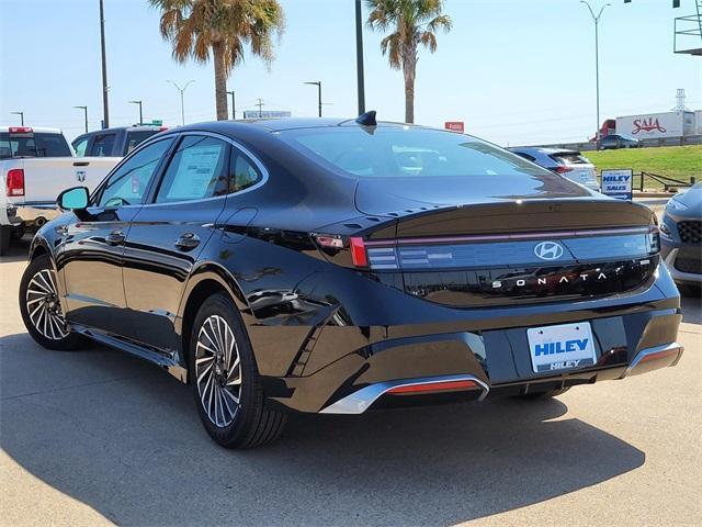 new 2024 Hyundai Sonata Hybrid car, priced at $27,690