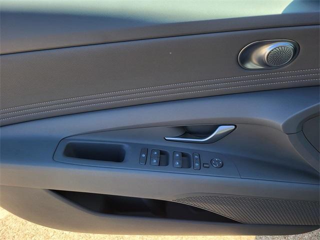 new 2025 Hyundai Elantra car, priced at $19,991