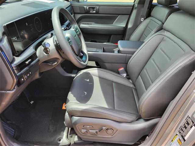 new 2025 Hyundai Santa Fe car, priced at $42,244