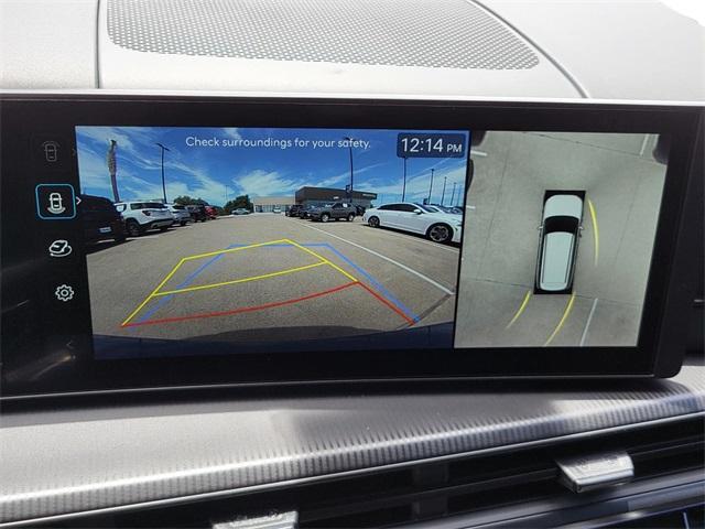 new 2025 Hyundai Santa Fe car, priced at $42,244