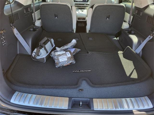 new 2025 Hyundai Palisade car, priced at $47,174