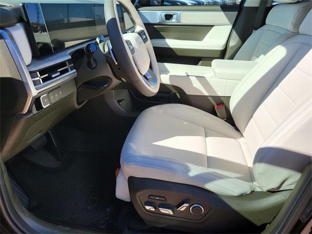new 2025 Hyundai Santa Fe car, priced at $44,880