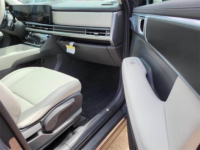 new 2025 Hyundai Santa Fe car, priced at $32,610