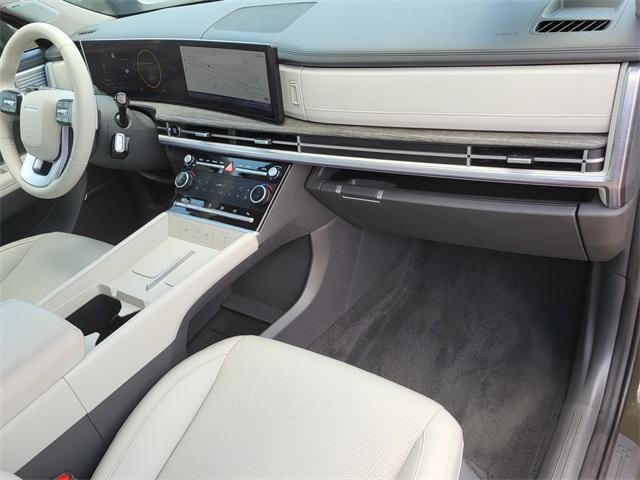 used 2024 Hyundai Santa Fe car, priced at $36,990